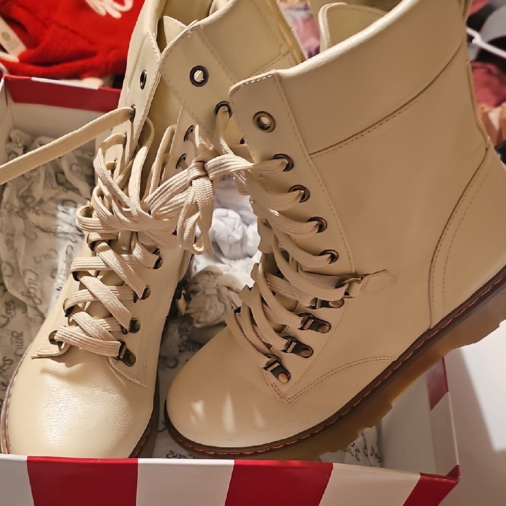 Circus by Sam Edelman Cream Lace-Up Combat Boots